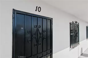 8717 Avalon, Los Angeles, CA 90003 - Photo 15