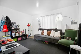 8711 Avalon, Los Angeles, CA 90003 - Photo 31