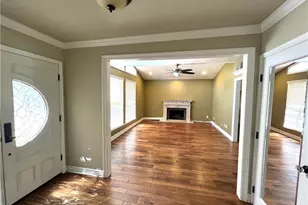 29457 Greengrass Ct, Agoura Hills, CA 91301 - Photo 3