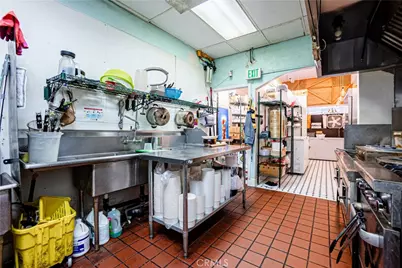 165 N Glassell Street, Orange, CA 92866 - Photo 15