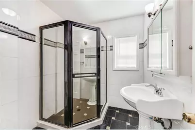 496 E 52nd, Long Beach, CA 90805 - Photo 19