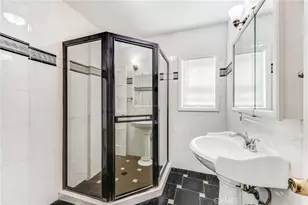 496 E 52nd, Long Beach, CA 90805 - Photo 19