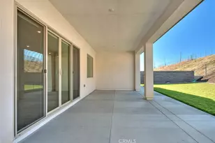 15842 Butterfly, Fontana, CA 92336 - Photo 37