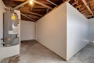 8215 Sandy, Paramount, CA 90723 - Photo 29