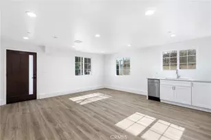 498 A E 52nd, Long Beach, CA 90805 - Photo 7