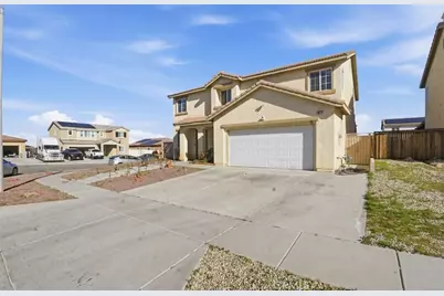 10673 Palomino, Hesperia, CA 92345 - Photo 3