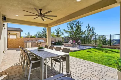 19532 Martellus, Saugus, CA 91350 - Photo 15