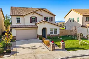 19532 Martellus, Saugus, CA 91350 - Photo 51