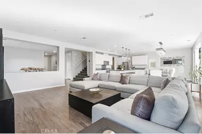 19532 Martellus, Saugus, CA 91350 - Photo 7