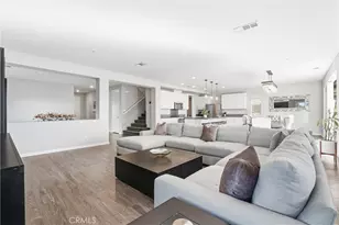 19532 Martellus, Saugus, CA 91350 - Photo 7