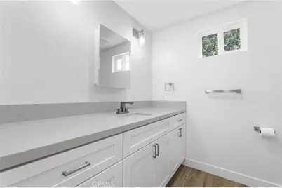 498 E 52nd, Long Beach, CA 90805 - Photo 17