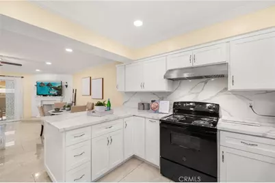 3139 E Chapman #3B, Orange, CA 92869 - Photo 7