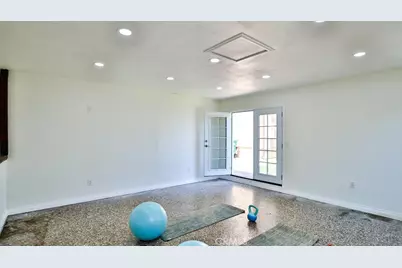 4704 E Centralia Street, Long Beach, CA 90808 - Photo 25