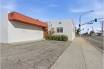 809 S Willowbrook, Compton, CA 90220 - Photo 19