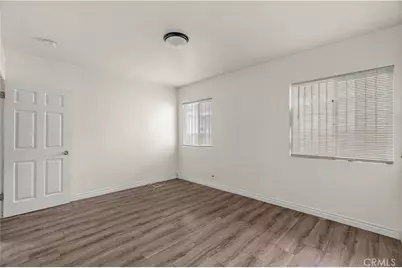 154 E 82nd Place, Los Angeles, CA 90003 - Photo 21