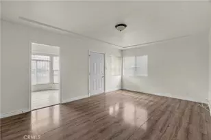 154 E 82nd Pl, Los Angeles, CA 90003 - Photo 11