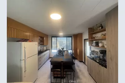 47 Fir Via, Anaheim, CA 92801 - Photo 3