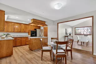 10904 1st Ave, Whittier, CA 90603 - Photo 5