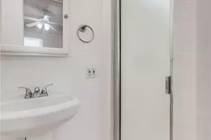 496 E 52nd, Long Beach, CA 90805 - Photo 17