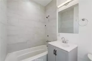 1207 S Catalina St, Los Angeles, CA 90006 - Photo 9