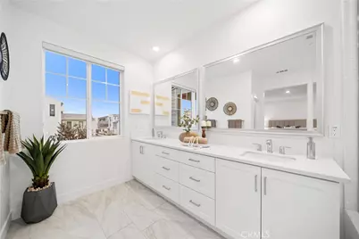 121 Yugen, Irvine, CA 92618 - Photo 21