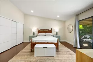 22561 Tula Dr, Saugus, CA 91350 - Photo 19