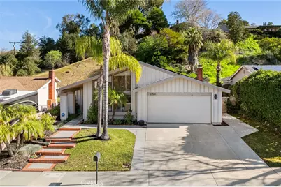 22561 Tula Drive, Saugus, CA 91350 - Photo 3