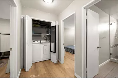 2452 Chelsea Place #M, Santa Monica, CA 90404 - Photo 11