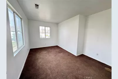 13831 Coolidge, Oak Hills, CA 92344 - Photo 7