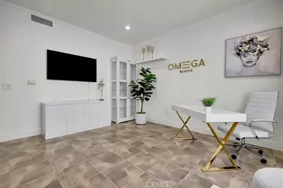 300 E 4th Street #103, Long Beach, CA 90802 - Photo 35