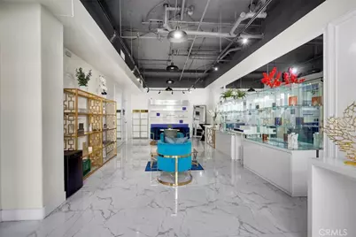 300 E 4th Street, Long Beach, CA 90802 - Photo 19