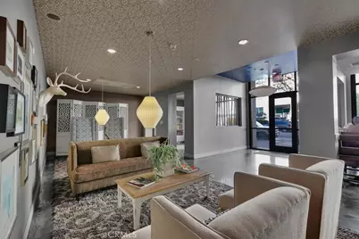 300 E 4th Street, Long Beach, CA 90802 - Photo 9