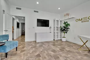 300 E 4th St, Long Beach, CA 90802 - Photo 37