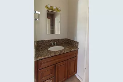 10428 Hopland St, Bellflower, CA 90706 - Photo 13