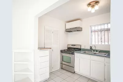 947 S Sunol Drive, Los Angeles, CA 90023 - Photo 11