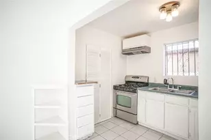 947 S Sunol Dr, Los Angeles, CA 90023 - Photo 11