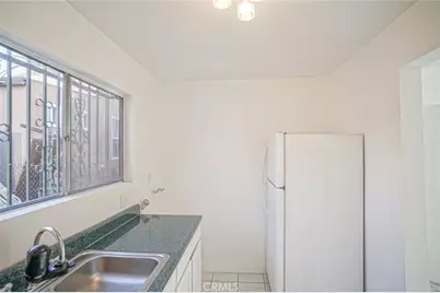 947 S Sunol Drive, Los Angeles, CA 90023 - Photo 13