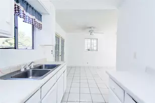 947 S Sunol Dr, Los Angeles, CA 90023 - Photo 31