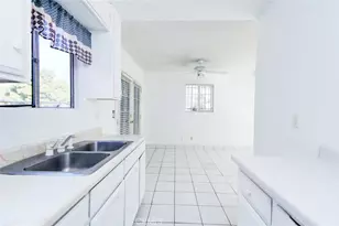 947 S Sunol Dr, Los Angeles, CA 90023 - Photo 31