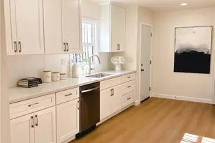 6515 Cimarron, Los Angeles, CA 90047 - Photo 21