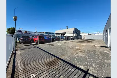 4401 Firestone Boulevard, South Gate, CA 90280 - Photo 11