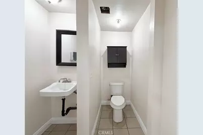 4401 Firestone Boulevard, South Gate, CA 90280 - Photo 5