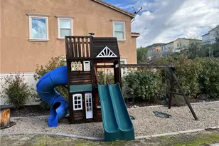 24464 Periwinkle, Lake Elsinore, CA 92532 - Photo 39