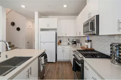 3934 Lavine #108, Corona, CA 92883 - Photo 7