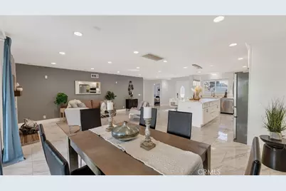 6051 Summerdale, Huntington Beach, CA 92647 - Photo 9