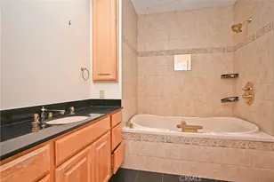 100 Gaven St, San Francisco, CA 94134 - Photo 23