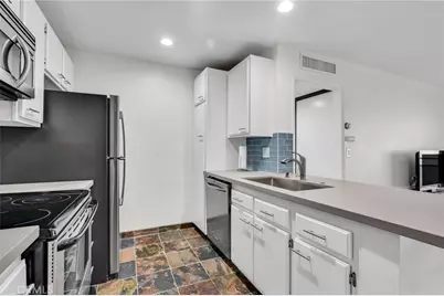 4260 Via Arbolada #206, Los Angeles, CA 90042 - Photo 13