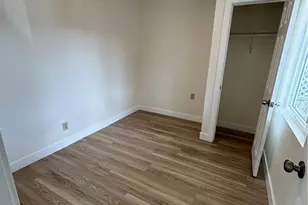 2033 W Burnett St, Long Beach, CA 90810 - Photo 7