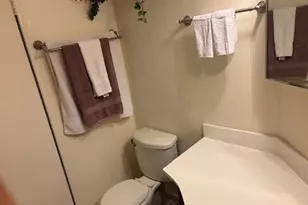 16600 Orange Ave, Paramount, CA 90723 - Photo 7