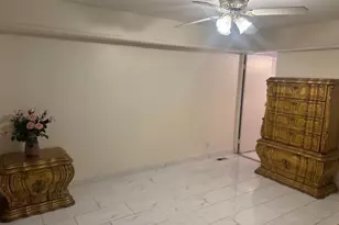 16600 Orange Ave, Paramount, CA 90723 - Photo 9